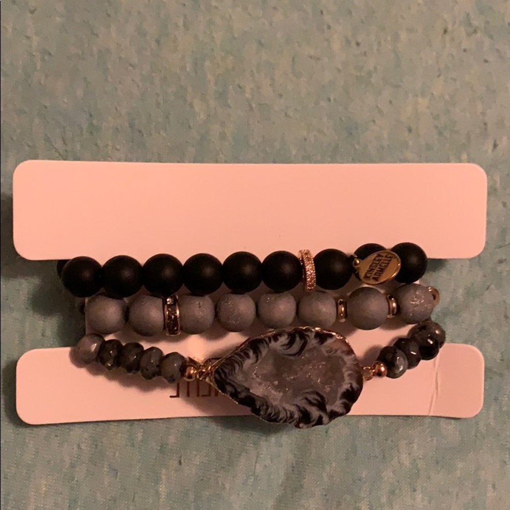 Bracelets stack